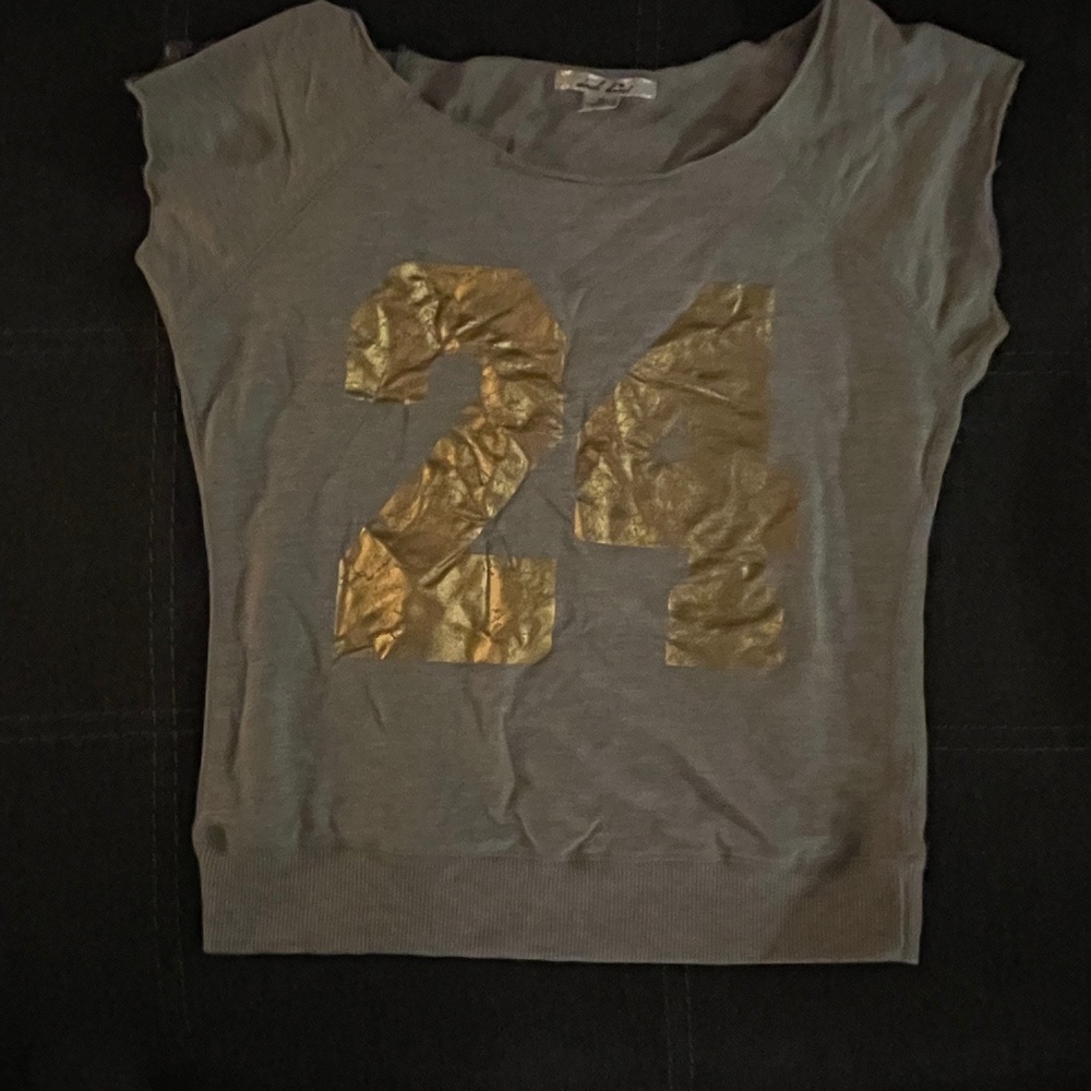 #24 tee shirt size small